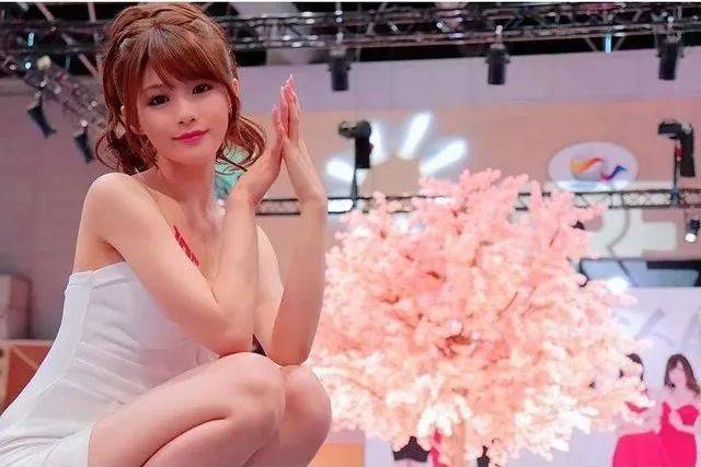 在线观看国产成人AV片:07-16-26-35-36-41T：05,在线观看国产成人AV片的体验与思考，从多角度探讨内容与影响