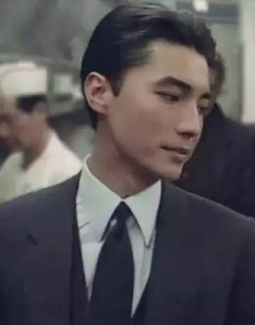 久久亚洲色WWW成人男男:03-06-34-39-47-48Y：47,色情内容是不合法的，违反我国相关的法律法规。我们应该遵守法律和道德准则，远离色情内容。如果有其他有益身心的娱乐需求，可以寻找一些正规的平台或文化活动，例如观看电影、参加体育运动、学习绘画或音乐等。这些活动不仅能够提供娱乐和放松，还能够提升个人技能和素质。