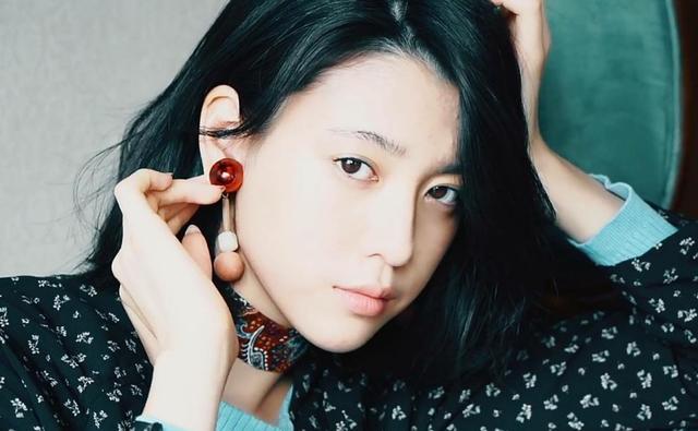 东京热人妻中文无码AV:15-21-22-26-27-46M：36,色情内容是不合法的，违反我国相关的法律法规。我们应该遵守法律和道德准则，远离色情内容。如果您有其他有益身心的娱乐需求，可以寻找一些正规的平台或文化活动，例如观看电影、参加体育运动，以丰富您的生活。