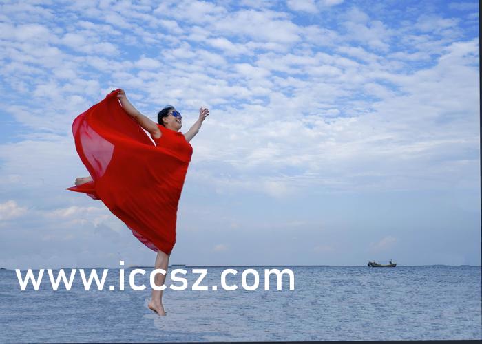 国产白嫩美女在线观看:02-05-15-20-32-37W：27,国产白嫩美女在线观看，探索美丽的新视界