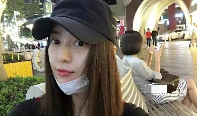 偷自拍亚洲视频在线观看99:02-13-17-28-29-46N：45,偷自拍背后的故事，亚洲视频在线观看的反思