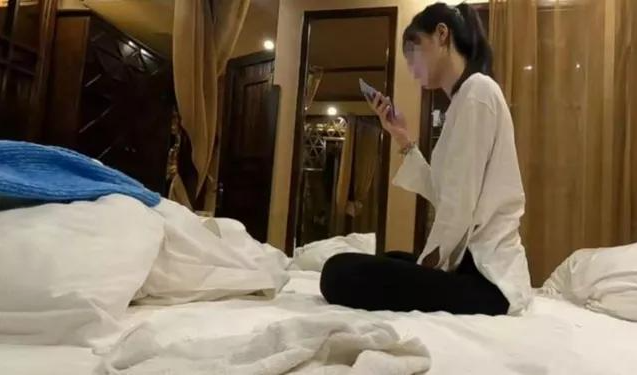 99精品人妻无码专区在线视频区:04-11-12-16-17-32M：04,探索精品人妻视频专区，深度解析与多元体验