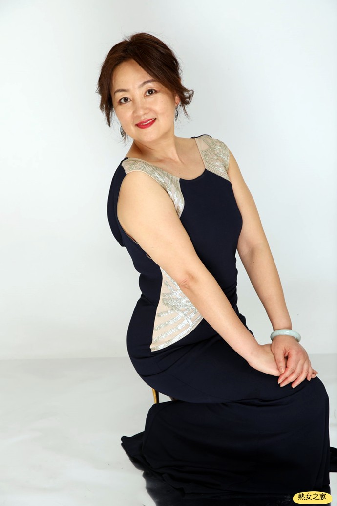亚洲熟妇久久精品:15-20-29-36-43-47X：36,亚洲熟妇的魅力，久久精品的韵味