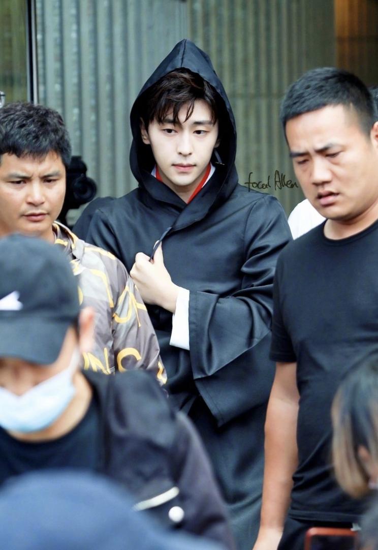 与子敌伦刺激对白播放:01-06-12-26-27-38X：34,与子敌伦，一场刺激的心灵对话
