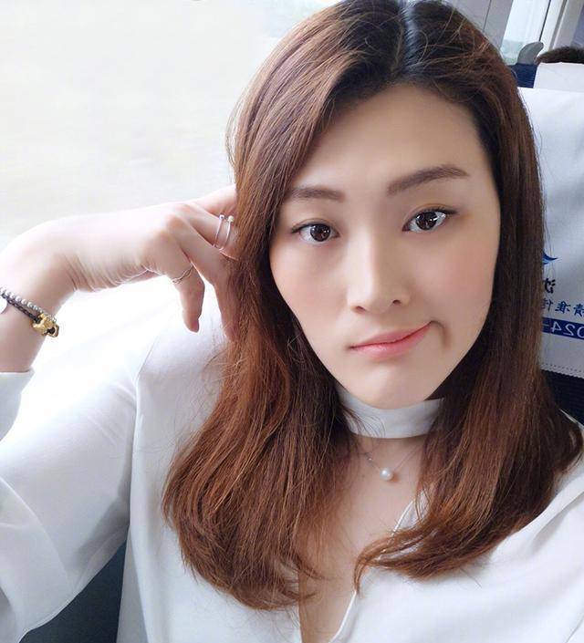 狠狠色丁香婷婷综合久久来来去:07-10-17-24-32-41D：40,狠狠色丁香婷婷，综合探索与时光印记