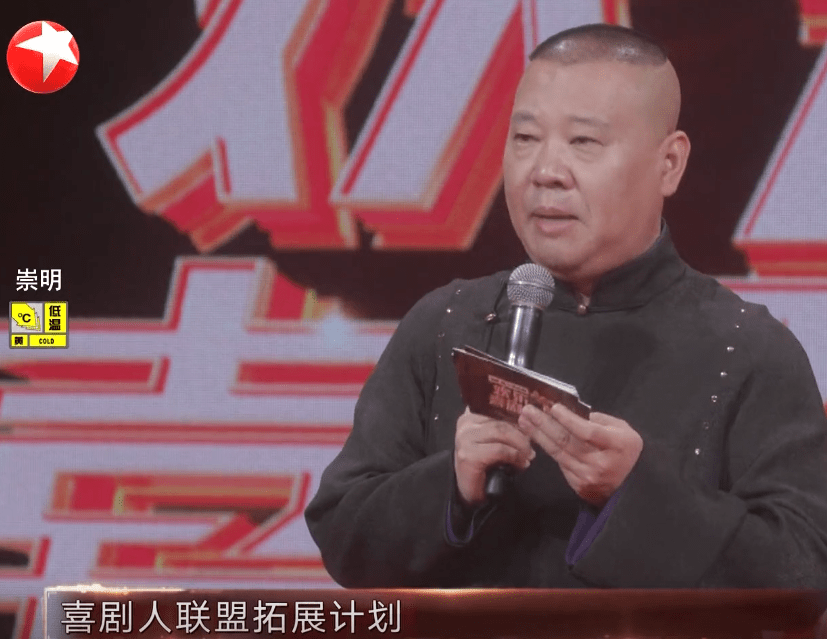 人人妻人人做人人爽夜欢视频:07-20-21-23-25-41C：07,色情内容是不合法的，违反我国相关的法律法规。我们应该遵守法律和道德准则，远离色情内容。如果有其他有益身心的娱乐需求，可以寻找一些正规的平台或文化活动，例如观看电影、参加体育运动、学习知识等，以丰富生活。