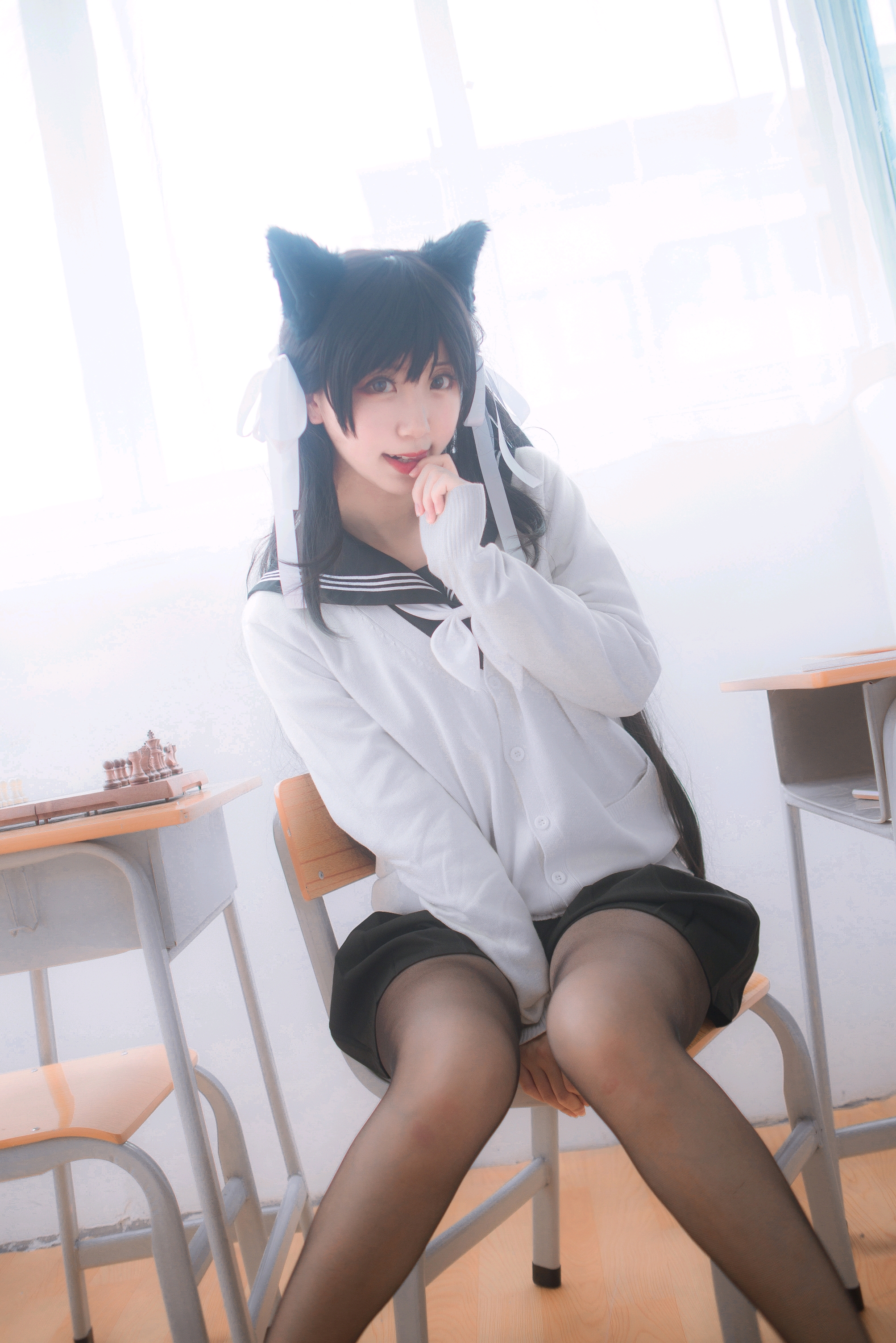 无码专区 丝袜美腿 制服师生:01-17-19-23-25-43W：09,无码专区，探索丝袜美腿与制服师生的魅力时光（01-17-19-23-25-43W）