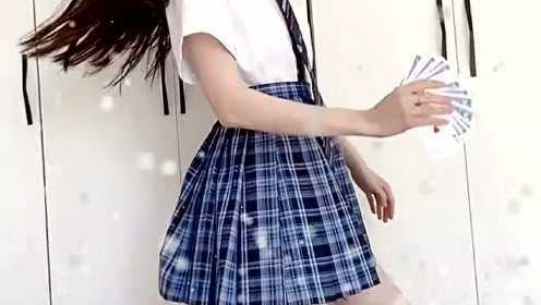 小仙女jk情趣白丝喷水视频:12-18-24-30-31-45B：41,小仙女JK情趣白丝喷水视频的魅力探索