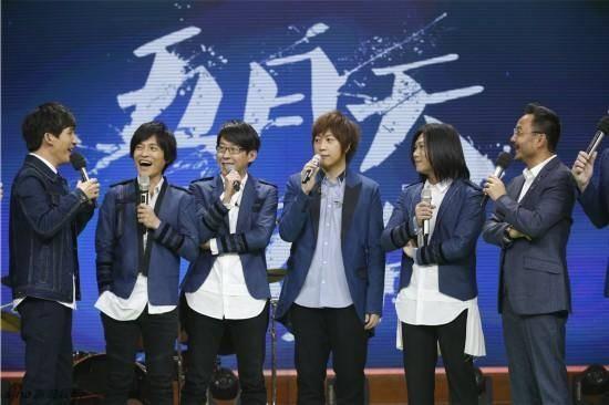 五月天天天综合精品无码:01-18-22-28-38-46C：01,五月天天天综合精品无码，探索数字时代的全新视界
