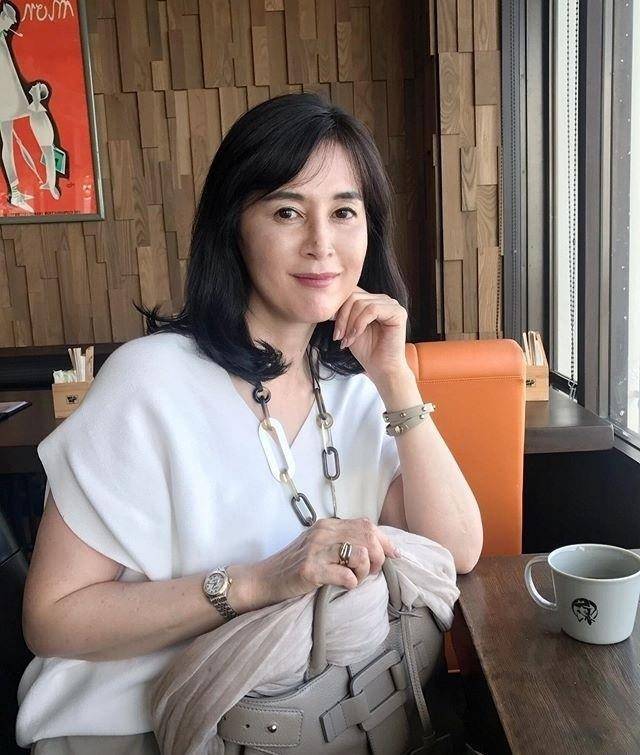 国产中年熟女高潮大集合:03-13-20-26-39-43C：03,国产中年熟女高潮大集合，探索那些令人心动的瞬间（关键词，国产、中年熟女、高潮）