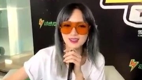 动如脱兔 第2页
