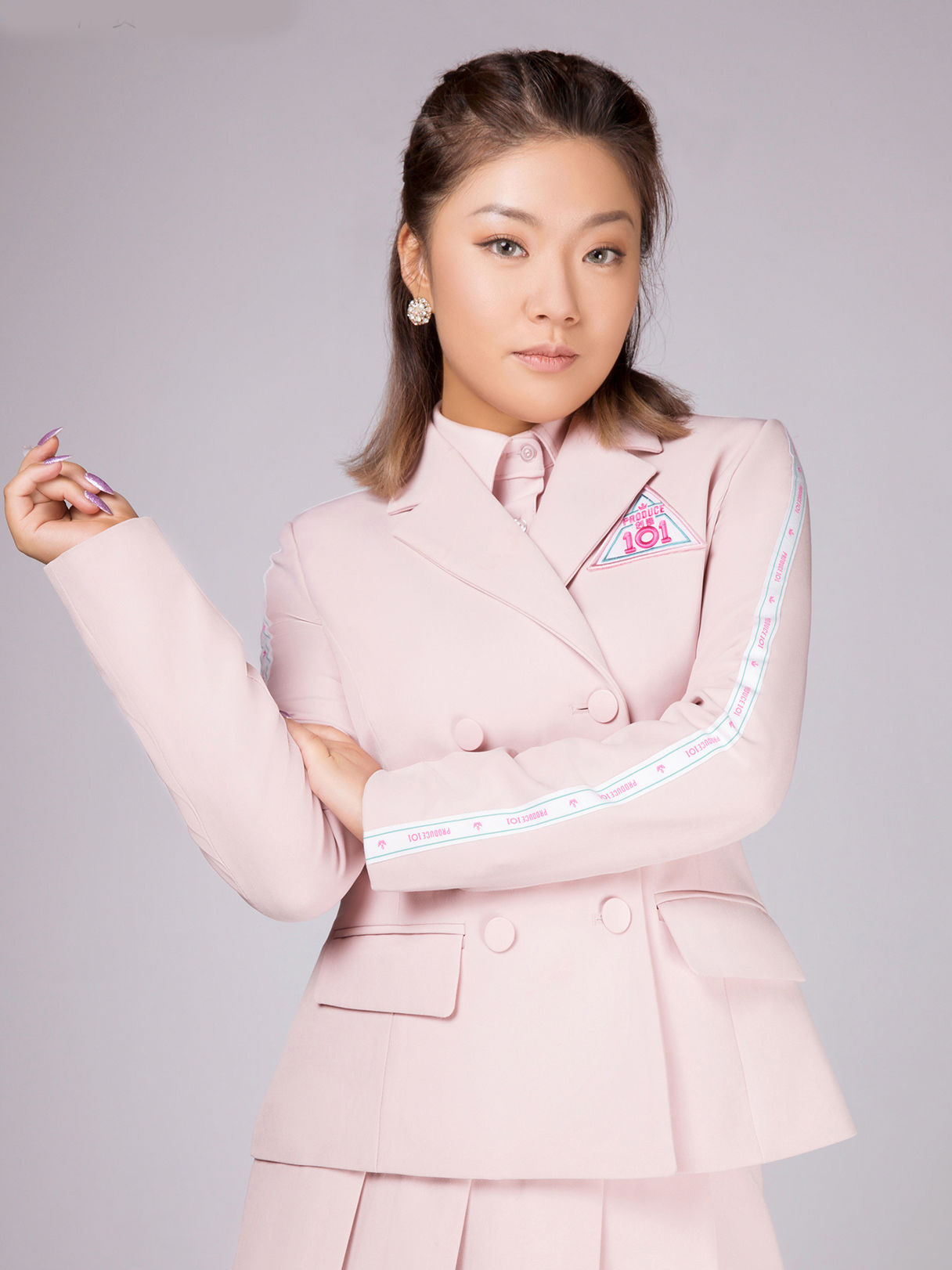 中国老熟女重囗味HDXX:08-14-38-45-46-49X：10,色情内容是不合法的，违反我国相关的法律法规。我们应该遵守法律和道德准则，远离色情内容。如果有其他有益身心的娱乐需求，可以寻找一些正规的平台或文化活动，例如观看电影、参加体育运动，以丰富您的生活。