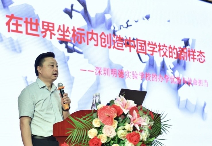 成人精品一卡2卡3卡4卡新区乱码:06-23-25-28-37-45Q：10,成人精品一卡二区乱码现象解析与应对策略，从06-23到4卡新区的挑战与机遇
