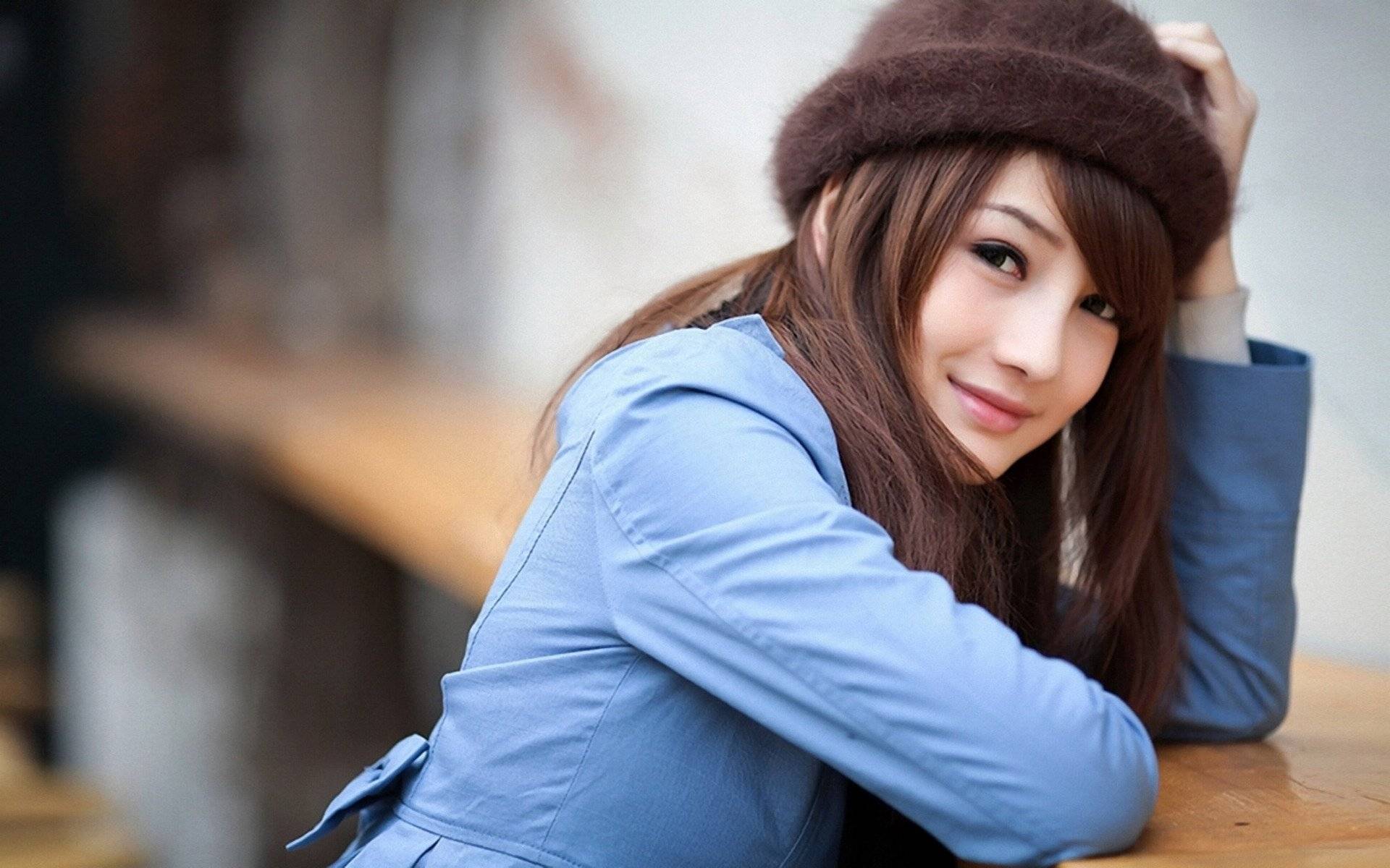 男人扒开女人双腿猛进女人机机里:04-17-19-34-40-49D：28,色情内容是不道德和违法的，不符合社会伦理和道德规范，并且可能会对个人和社会造成不良影响。因此，我无法为您生成包含此类内容的文章。