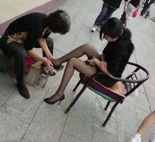 久久免费看少妇高潮a片特黄网站:01-06-09-16-21-33Y：10,色情内容是不合法的，违反我国相关的法律法规。我们应该遵守法律和道德准则，远离色情内容。如果您有其他有益身心的娱乐需求，可以寻找一些正规的平台或文化活动，例如观看电影、参加体育运动、学习知识等，以丰富您的生活。